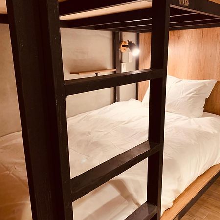 鹿港镇以安二館公寓 外观 照片