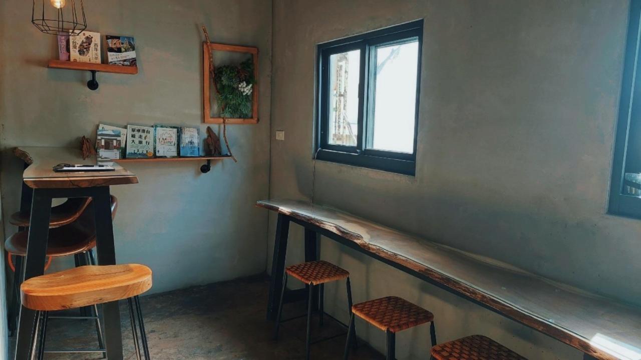 鹿港镇以安二館公寓 外观 照片